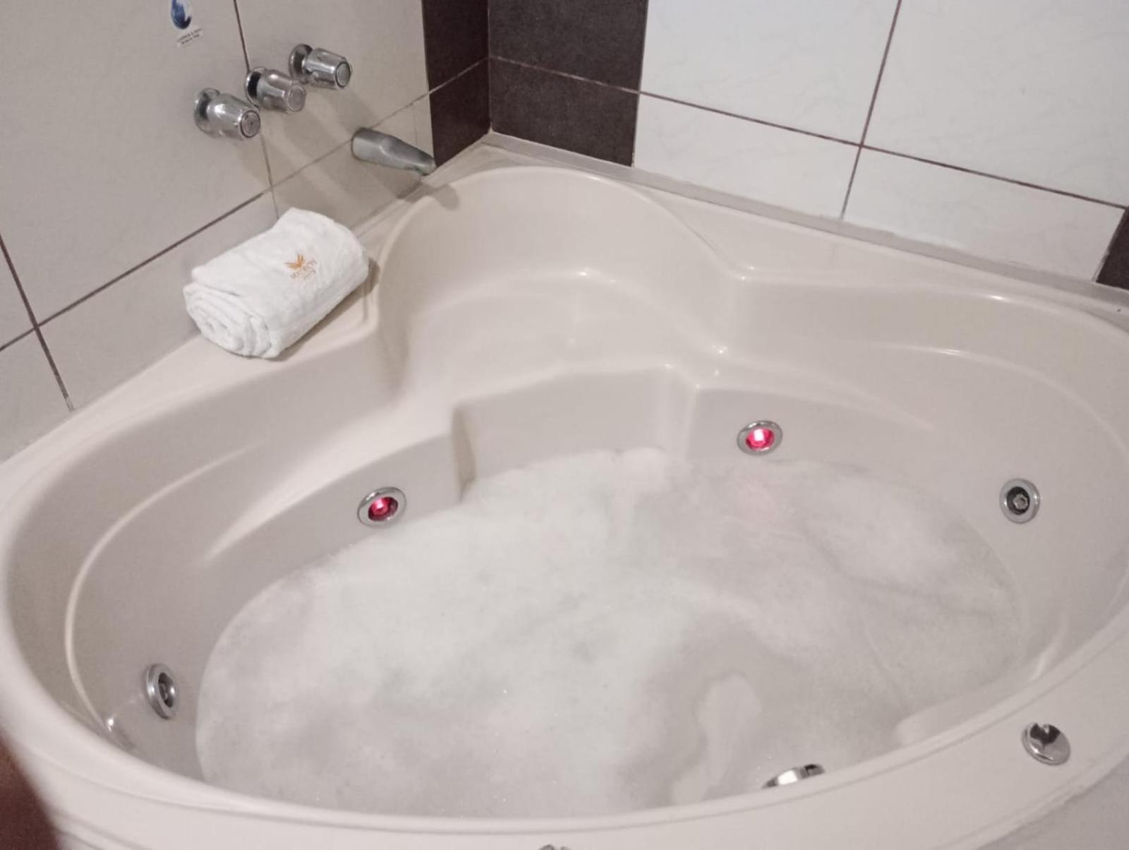 Madison Suite Такна Екстериор снимка